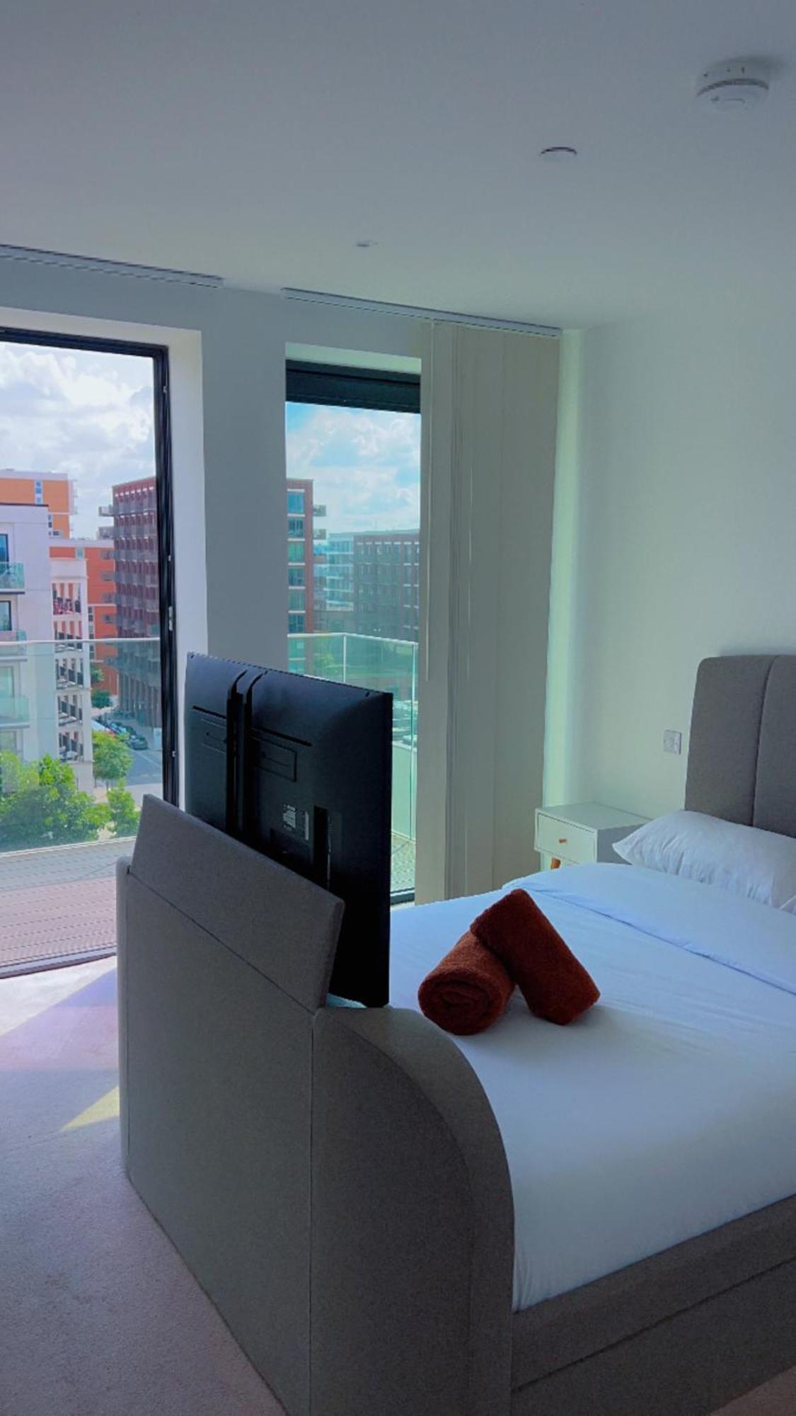 Ds Rentals - Entire 1 Bedroom Apartment ロンドン エクステリア 写真